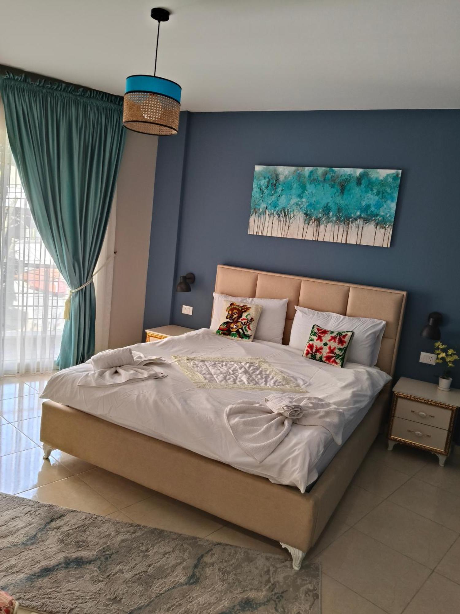 Ajilin Hotel Rooms Korce Pokoj fotografie