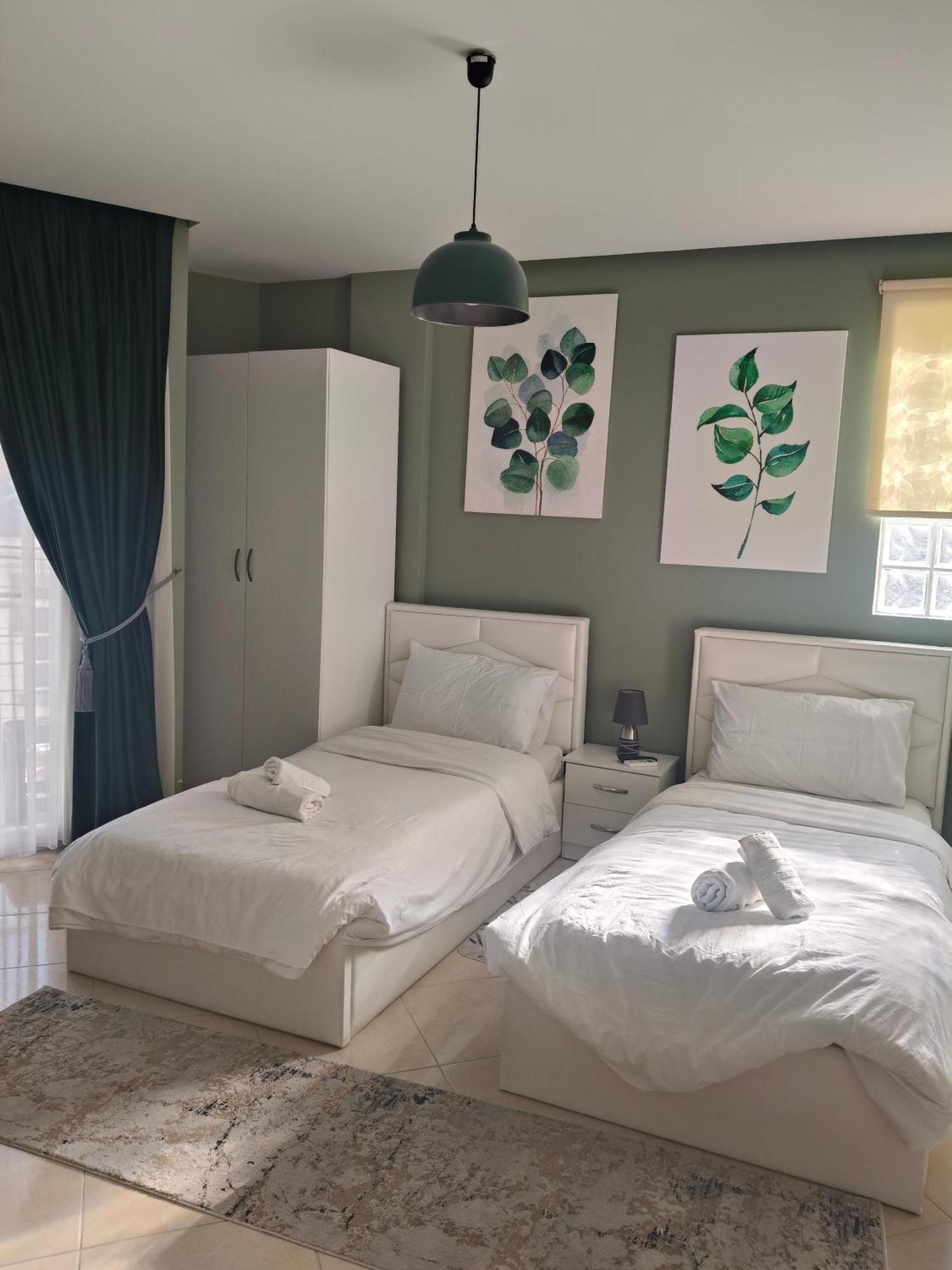 Ajilin Hotel Rooms Korce Pokoj fotografie