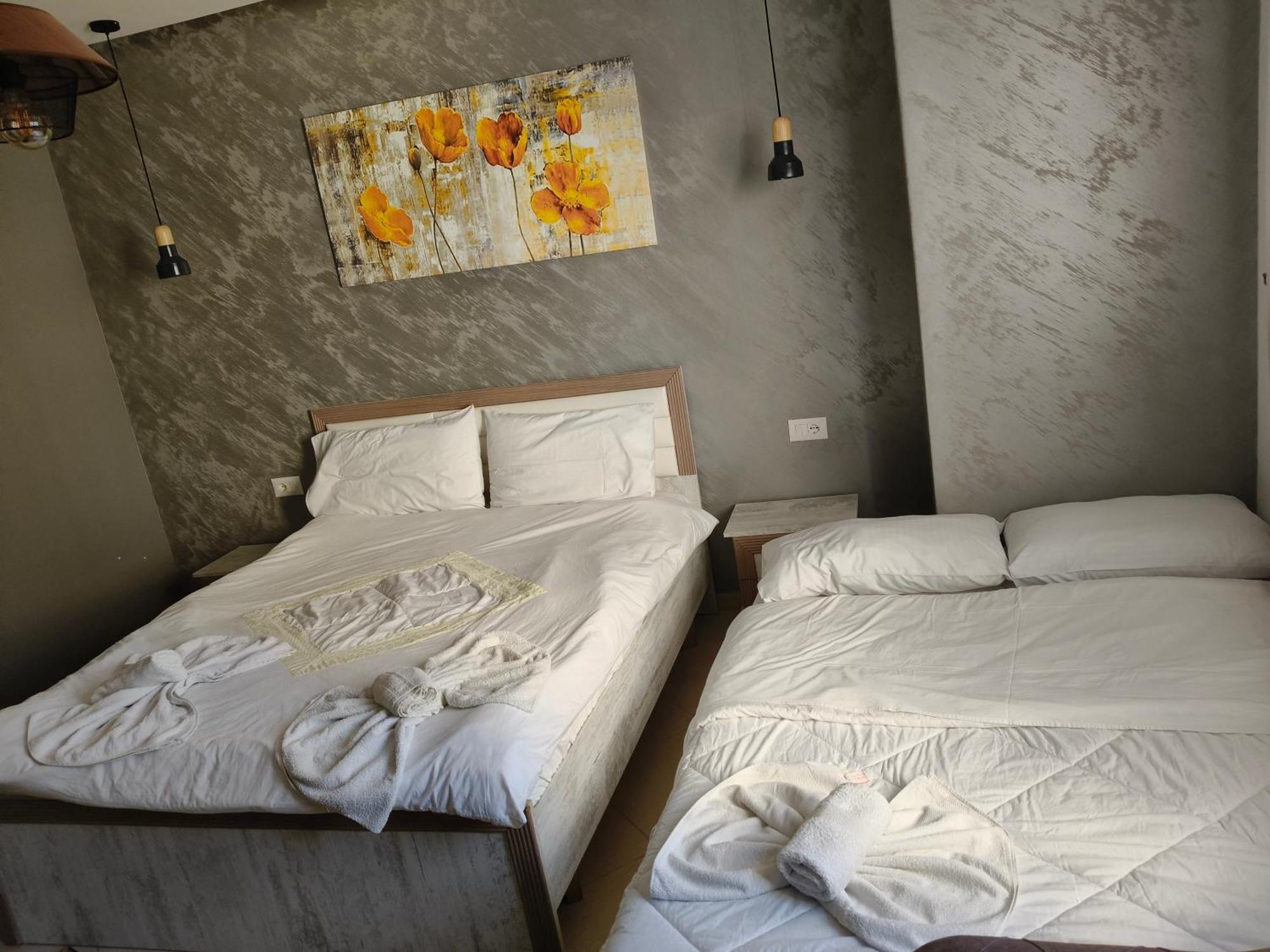 Ajilin Hotel Rooms Korce Pokoj fotografie