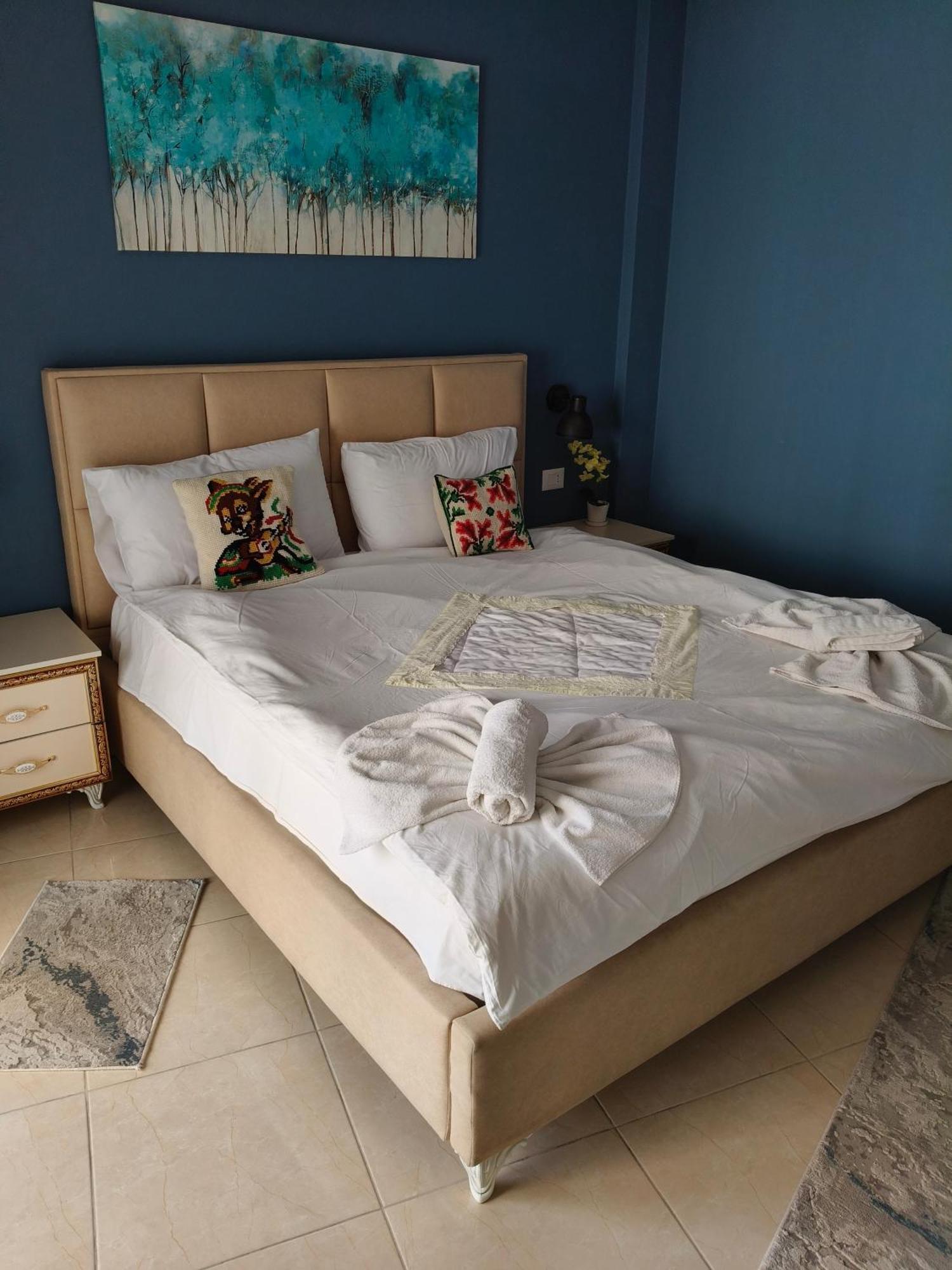 Ajilin Hotel Rooms Korce Pokoj fotografie