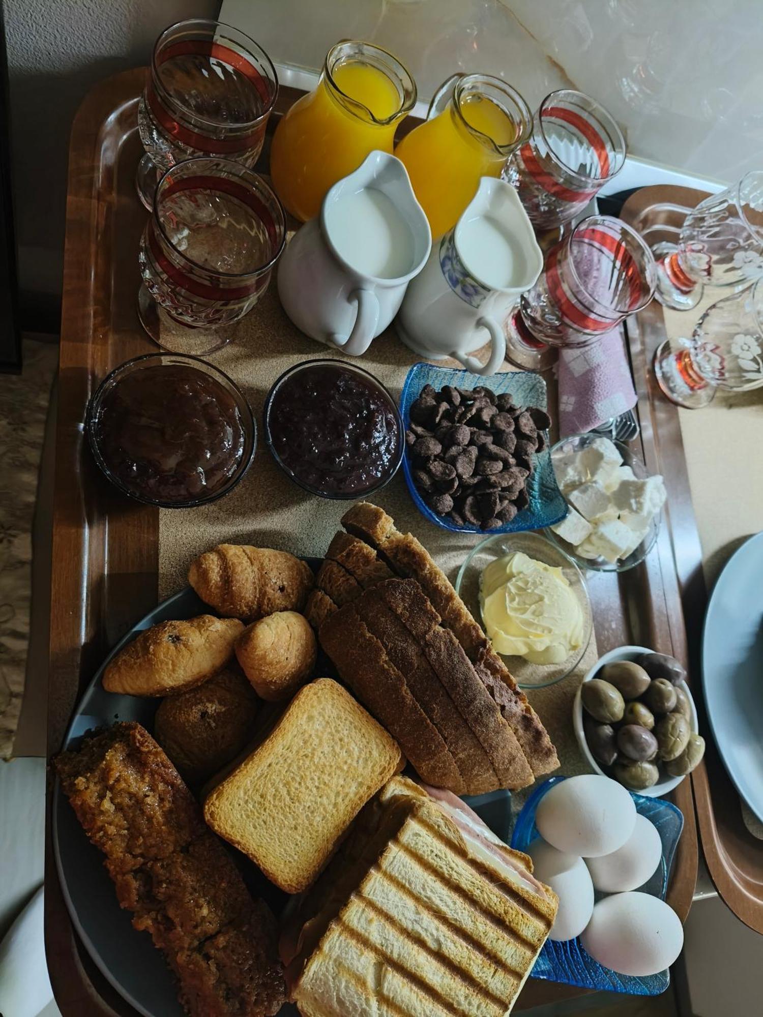 Ajilin Hotel Rooms Korce Pokoj fotografie